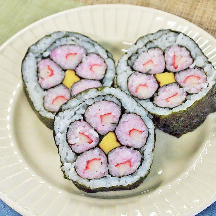 サラダスティックの花の飾り巻き寿司 レシピ集 一正蒲鉾株式会社